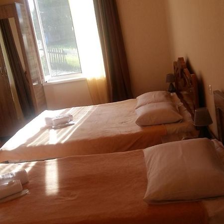 Guesthouse Guram Baba Mestia Bagian luar foto
