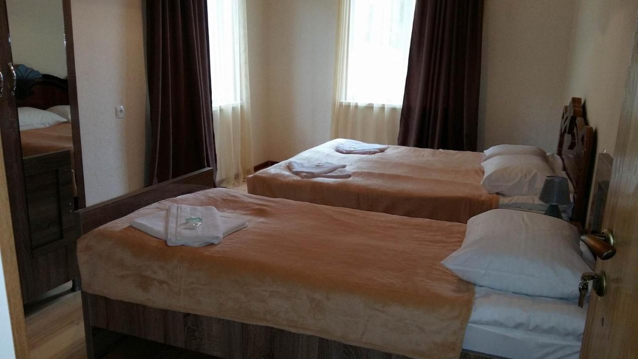Guesthouse Guram Baba Mestia Bagian luar foto