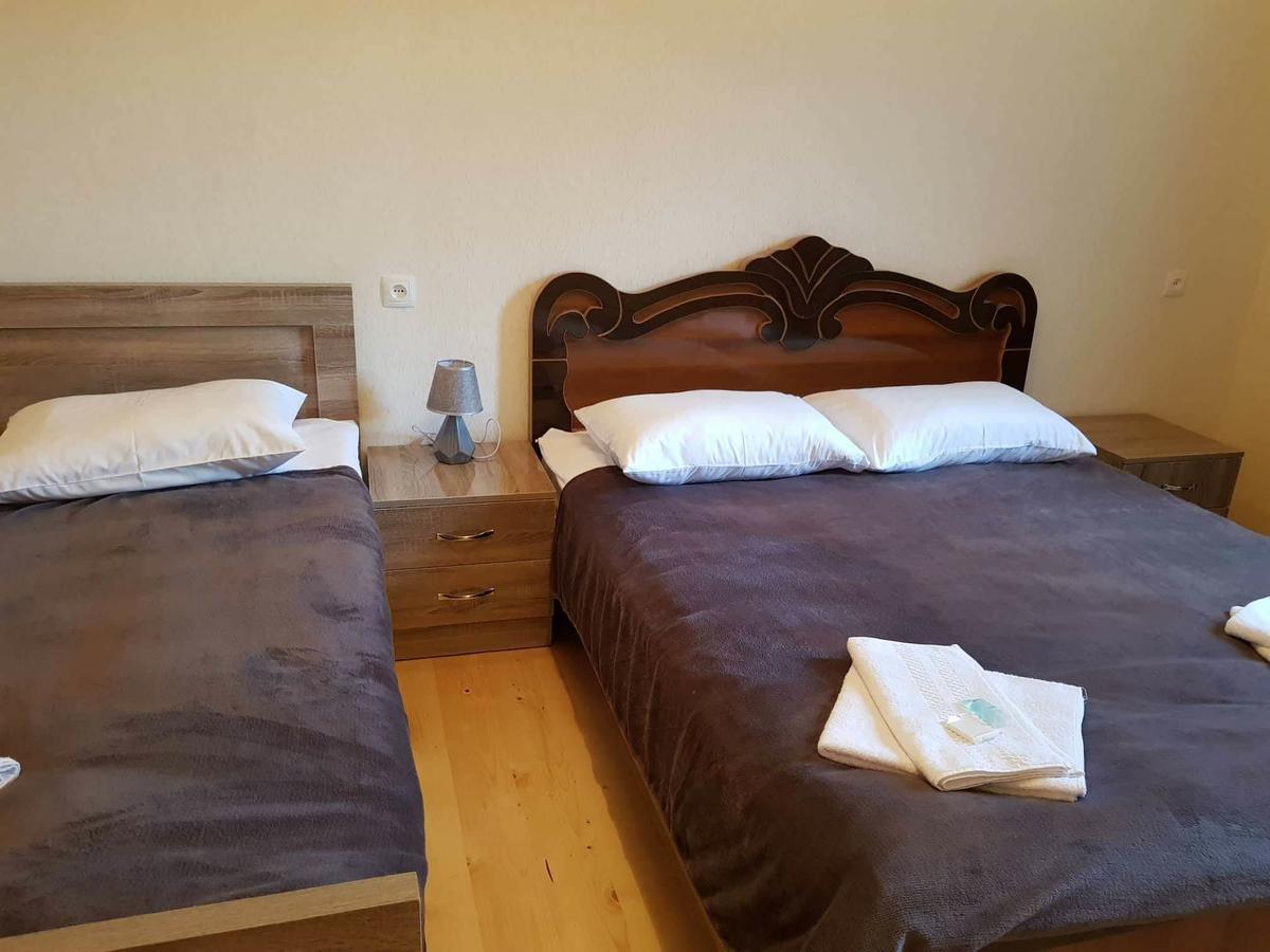Guesthouse Guram Baba Mestia Bagian luar foto