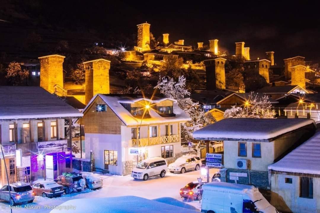 Guesthouse Guram Baba Mestia Bagian luar foto